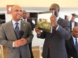 visite_du_premier_ministre_183_20130905_2048089368