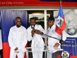 visite_de_wyclef_2_20130905_1661989817